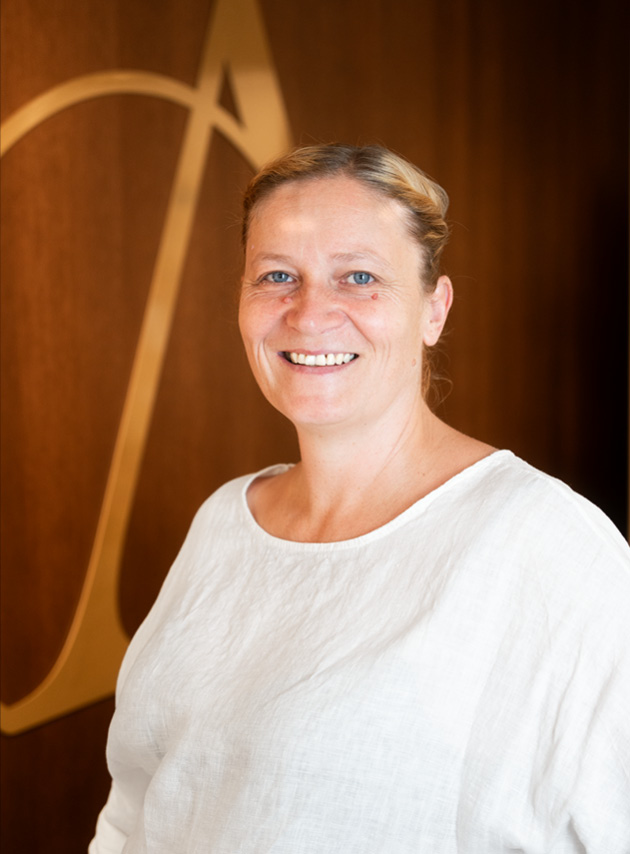 Nicole Besvir, Hygiene